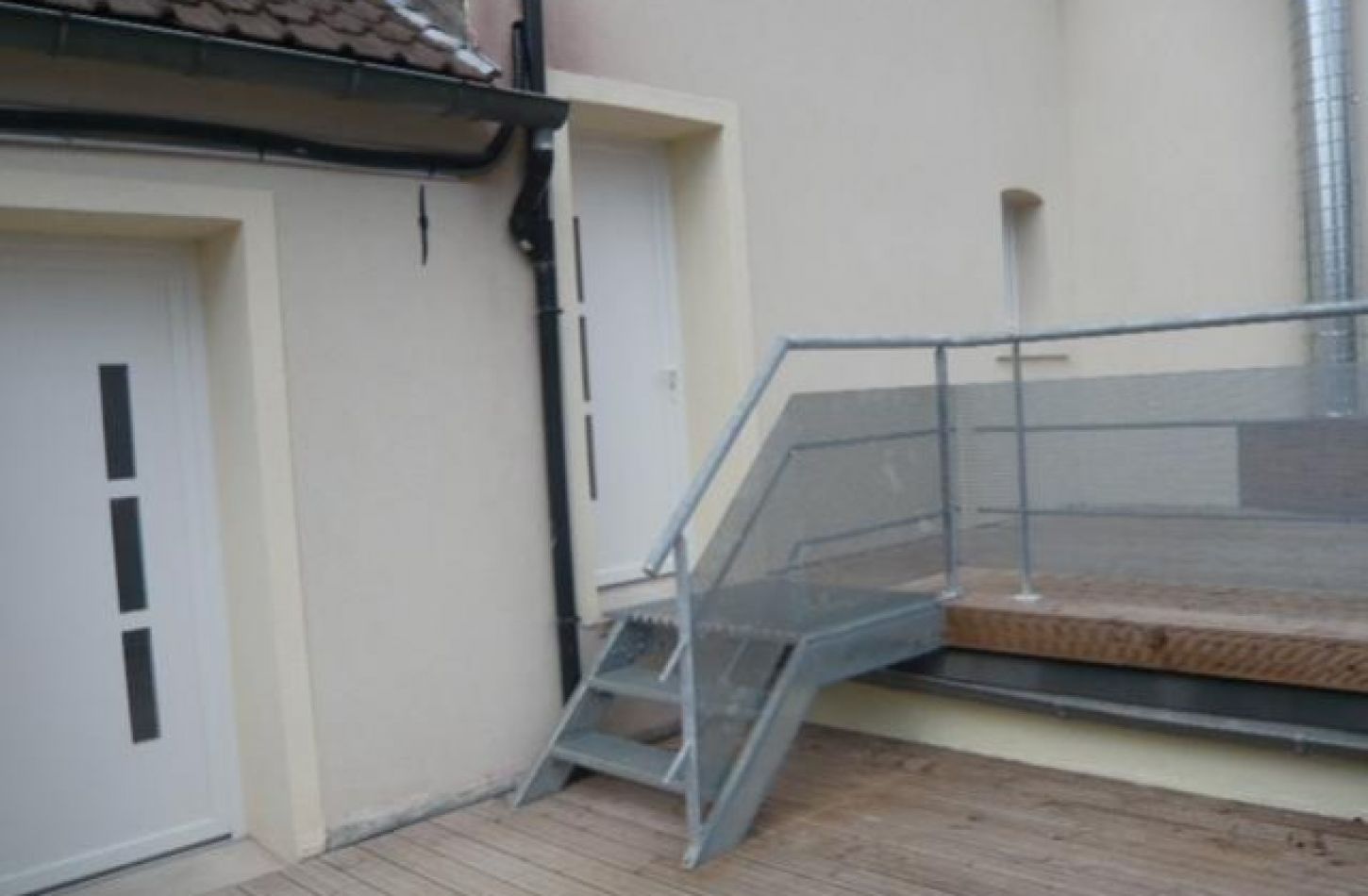 Location appartement à Villeneuve-d'Ascq - Ref.LOC APPT VA 655 +30 CHARGES