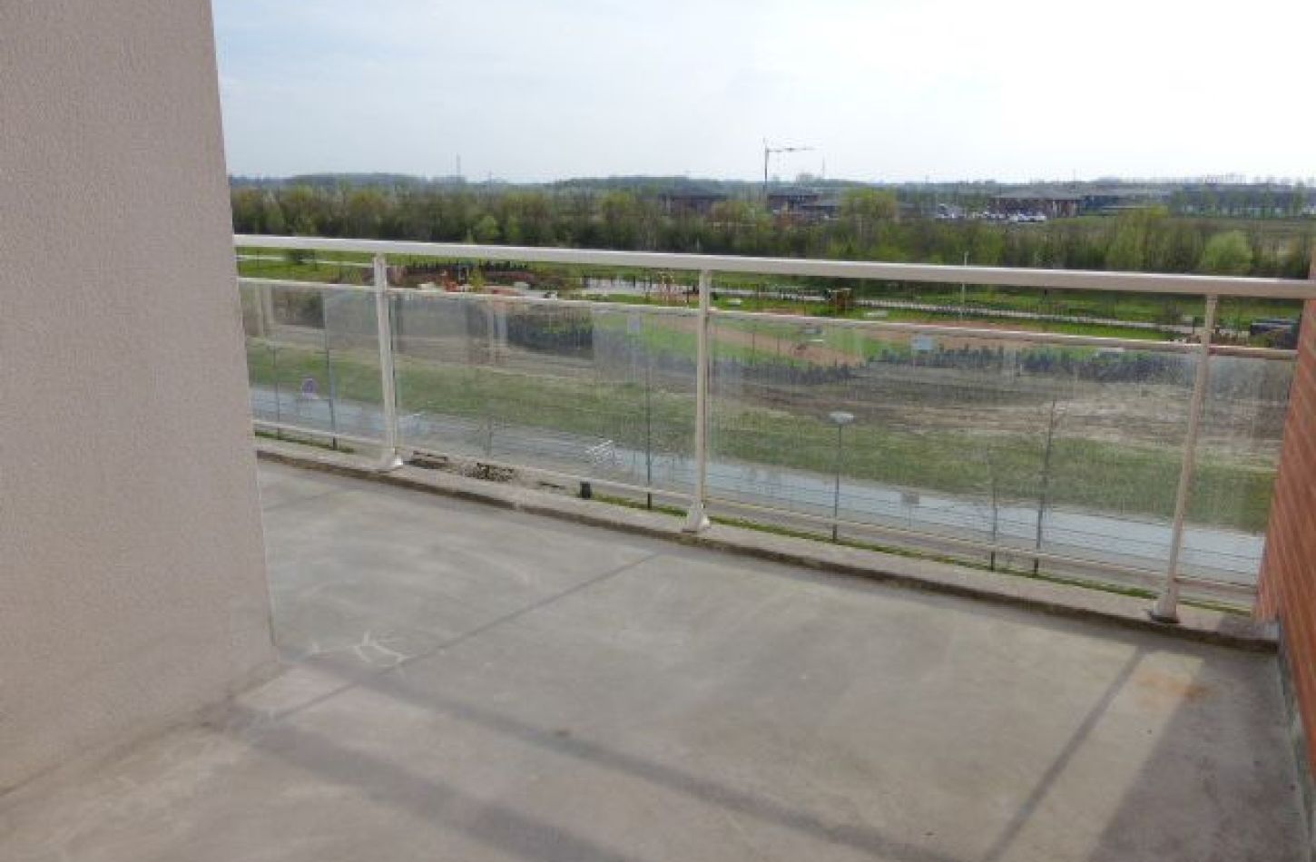 Location commerce à Villeneuve-d'Ascq - Ref.VA-LOC-750/MOIS + CH 93 